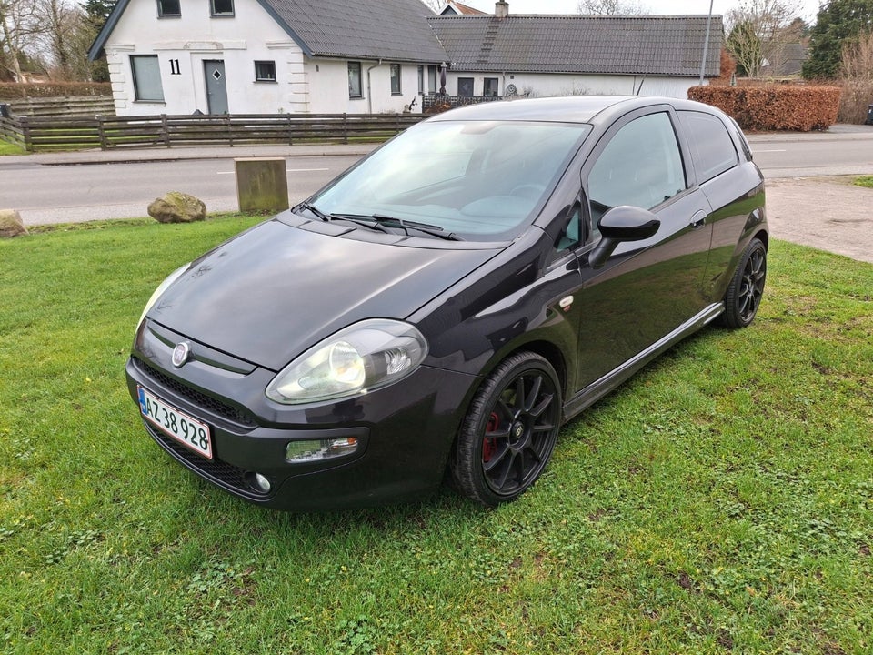 Fiat Punto Evo 1,4 M-Air 135 Sport 3d