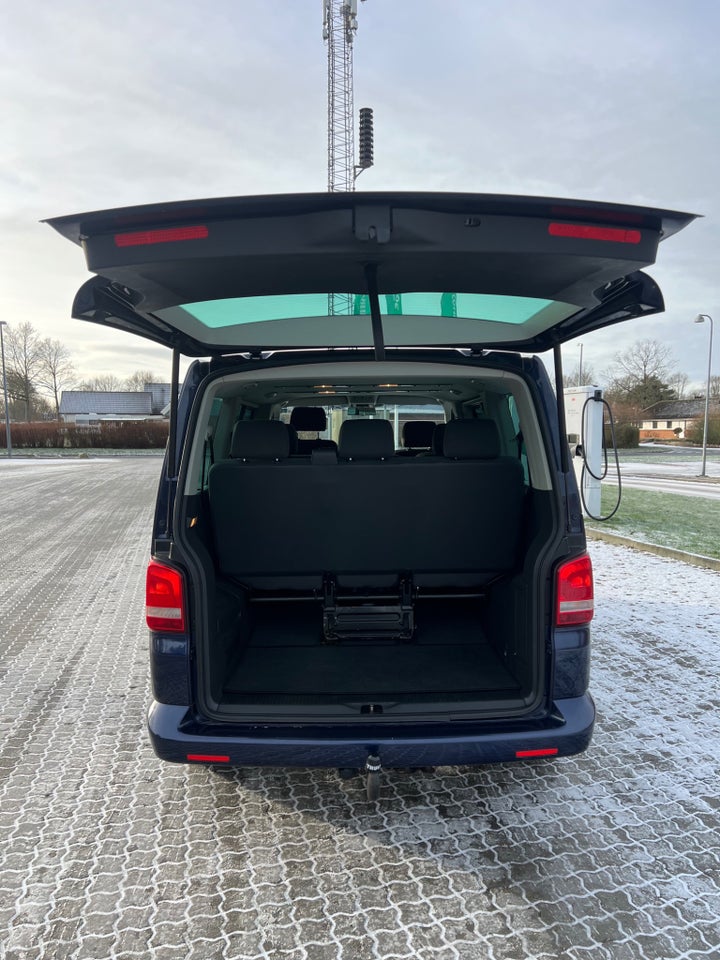 VW Caravelle 2,0 TDi 140 Comfortline DSG kort 4d