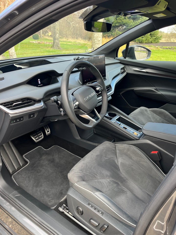Skoda Enyaq 85 iV Sportline Advanced 5d