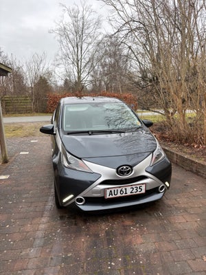 Toyota Aygo 1,0 VVT-i x-cite x-shift 5d