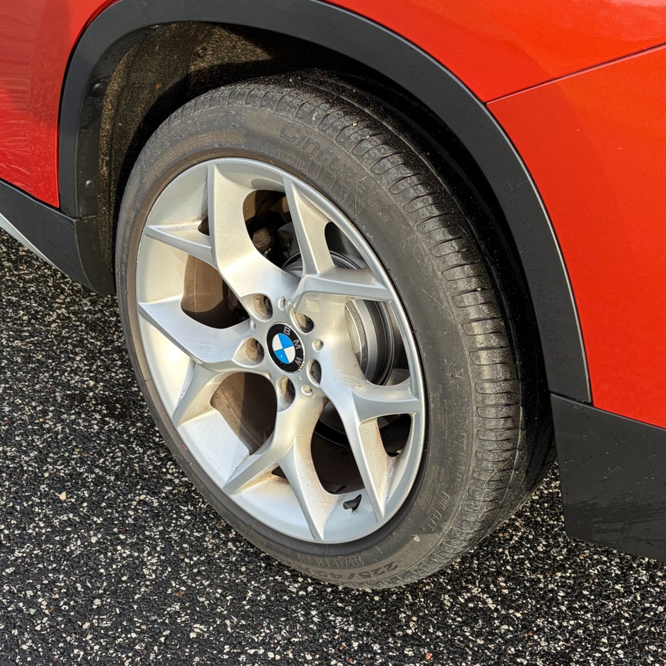 BMW X1 2,0 sDrive20d aut. 5d