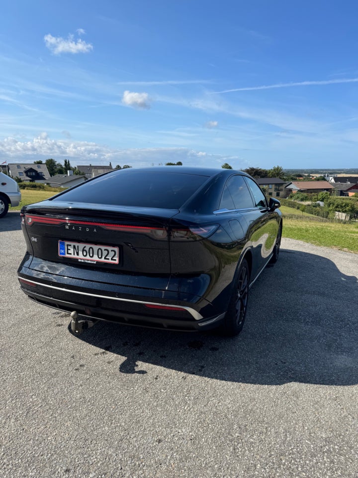Mazda 6e Takumi Long Range 5d