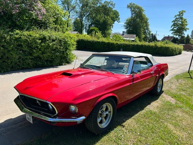 Ford Mustang 4,9 V8 Convertible aut. 2d