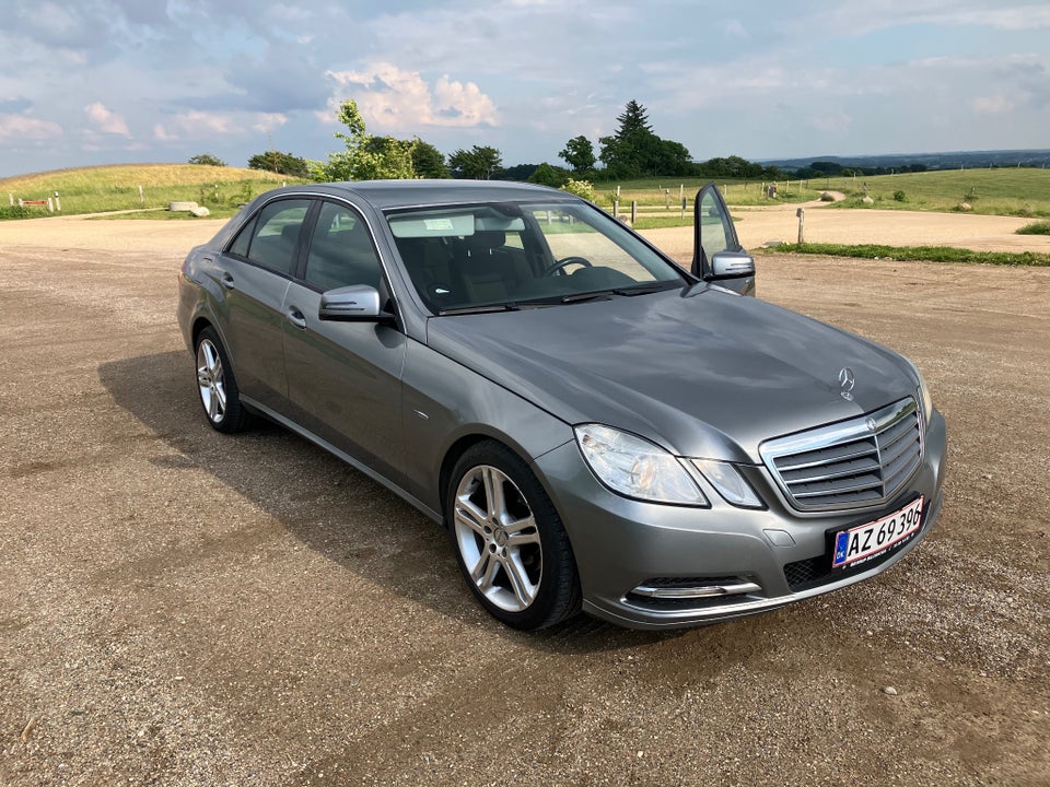 Mercedes E200 2,2 CDi Elegance aut. BE 4d