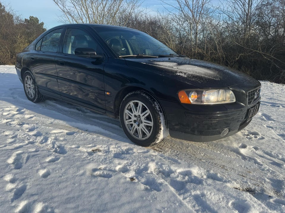 Volvo S60 2,4 140 4d