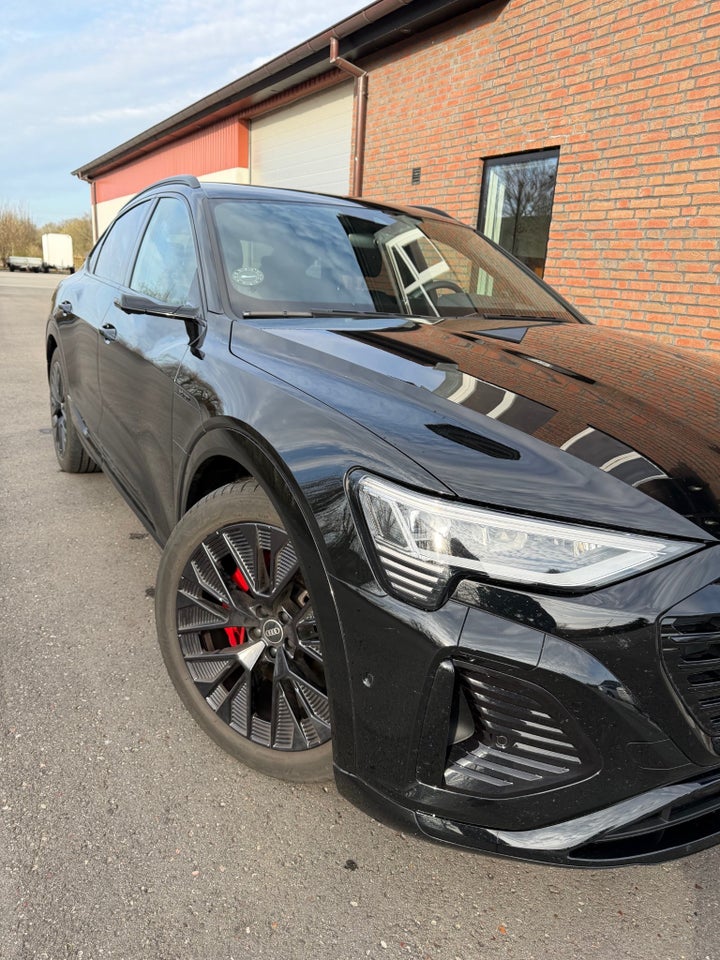 Audi Q8 e-tron 55 S-line Sportback quattro 5d