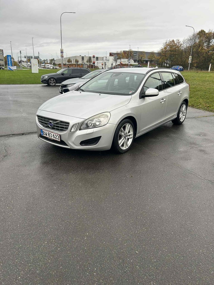 Volvo V60 1,6 DRIVe Kinetic 5d