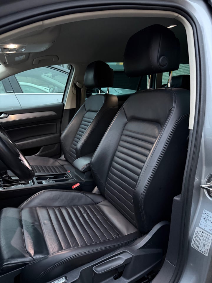 VW Passat 2,0 TDi 190 Highline Premium Variant DSG 5d