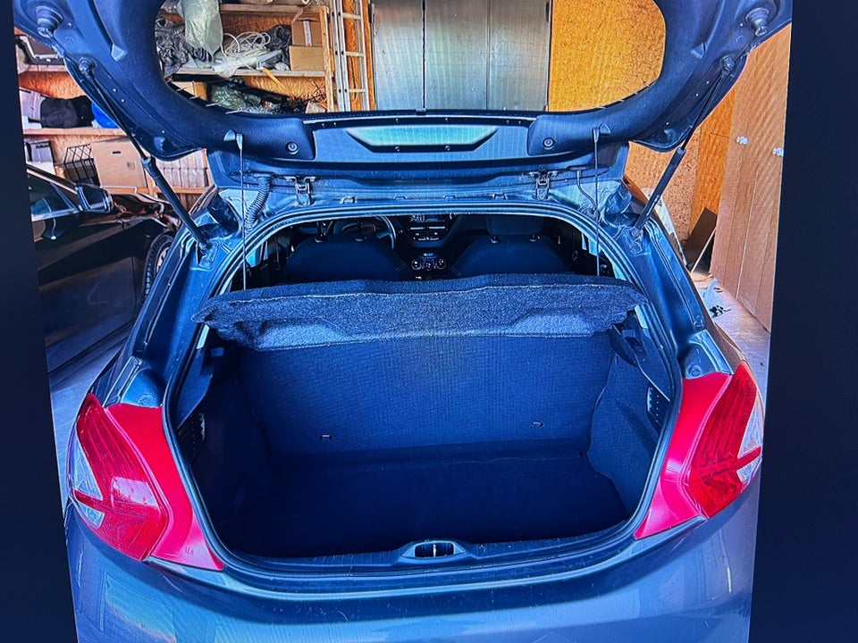 Peugeot 208 1,0 VTi Access 5d