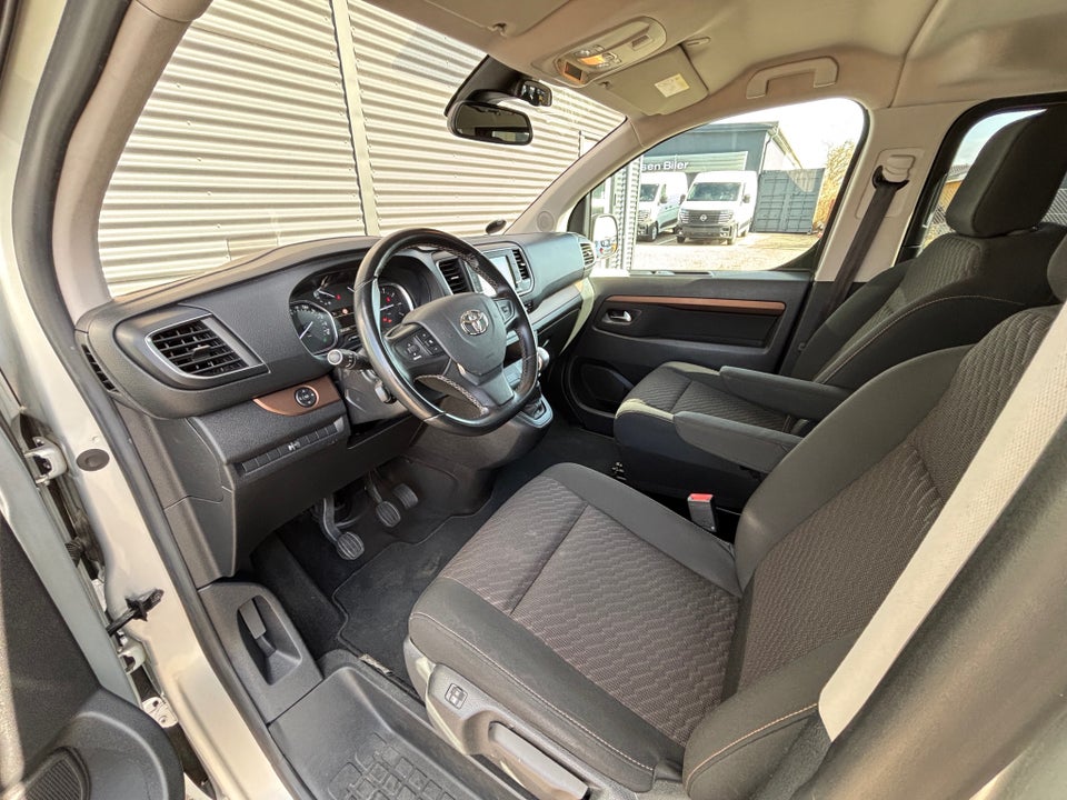 Toyota ProAce Verso 2,0 D 150 Long Family 4d