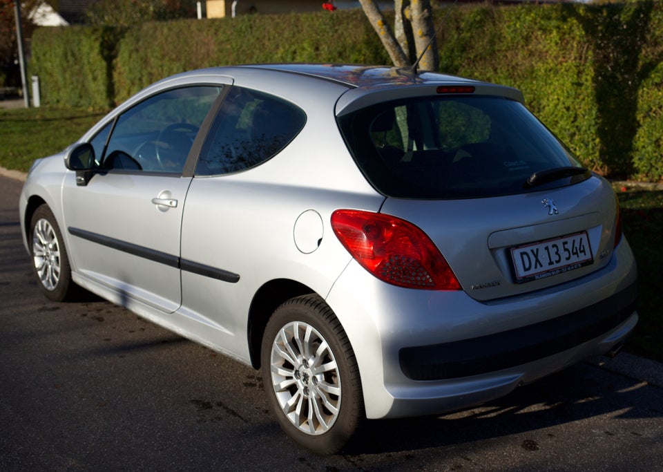 Peugeot 207 1,6 S16 3d