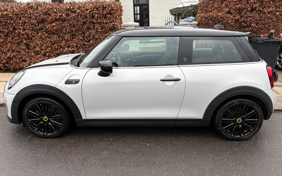 MINI Cooper SE Maximise 3d