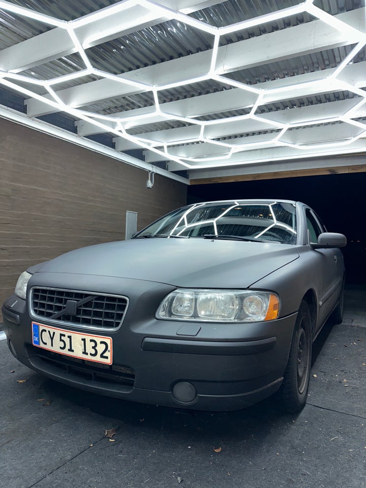 Volvo S60 2,4 170 4d