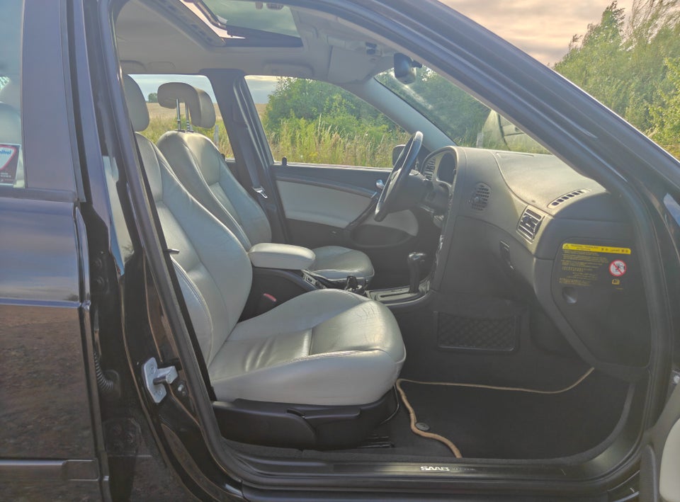 Saab 9-5 2,0 t Linear SportCombi Hirsch aut. 5d