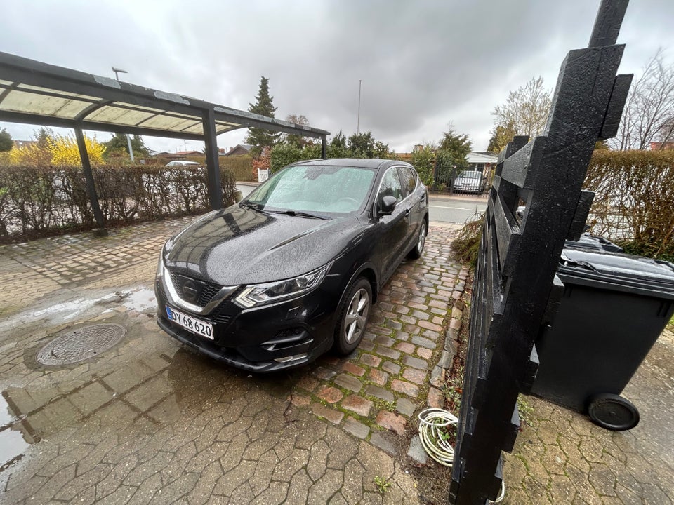 Nissan Qashqai 1,2 Dig-T 115 N-Connecta X-tr. 5d
