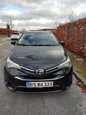 Toyota Avensis 1,8 VVT-i T1 Touring Sports 5d
