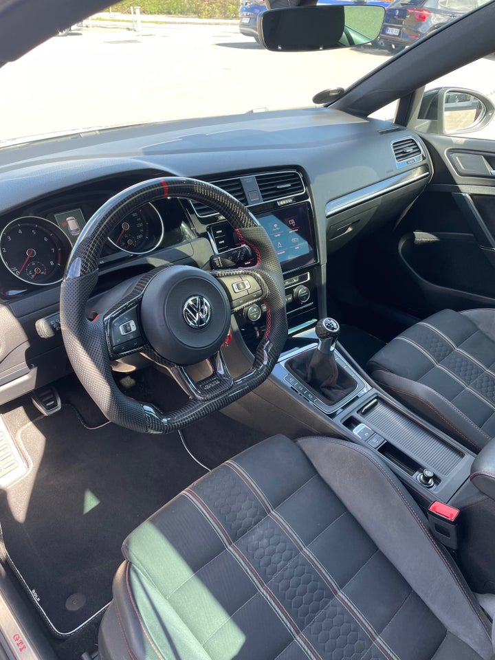 VW Golf VII 2,0 GTi Clubsport 5d