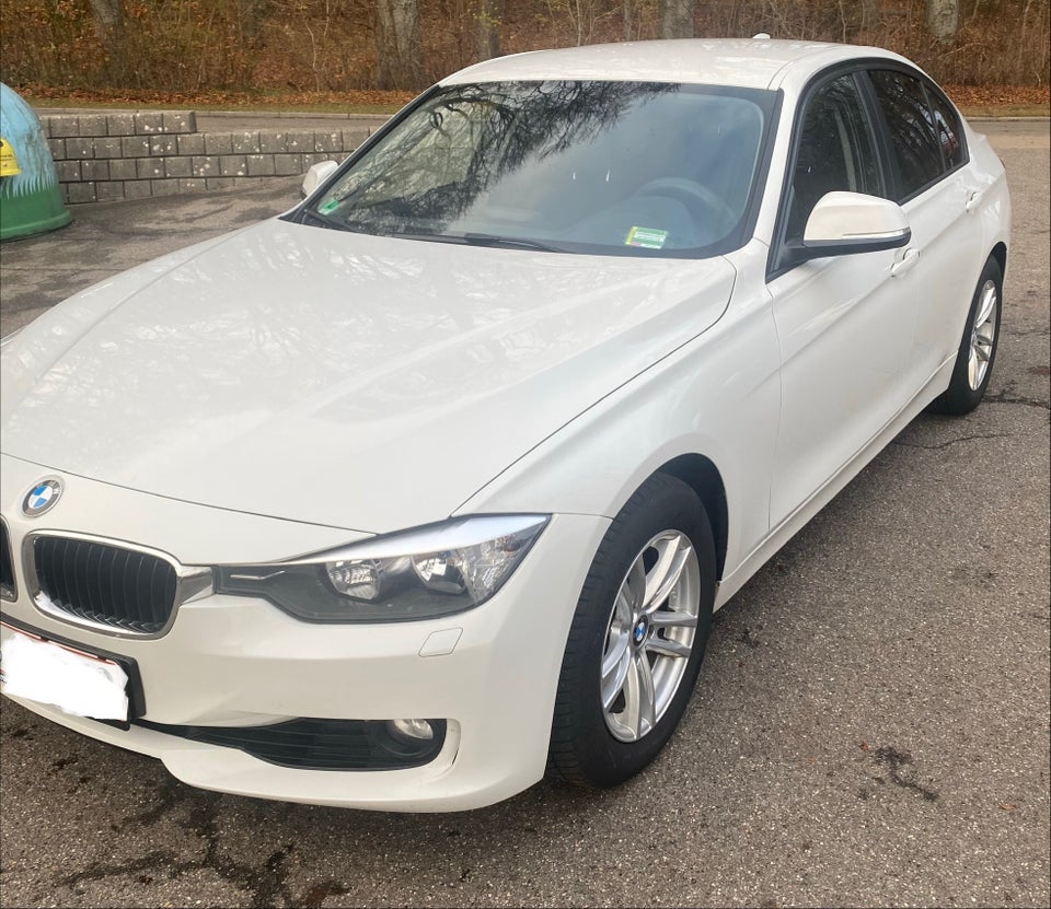 BMW 320i 2,0 aut. 4d