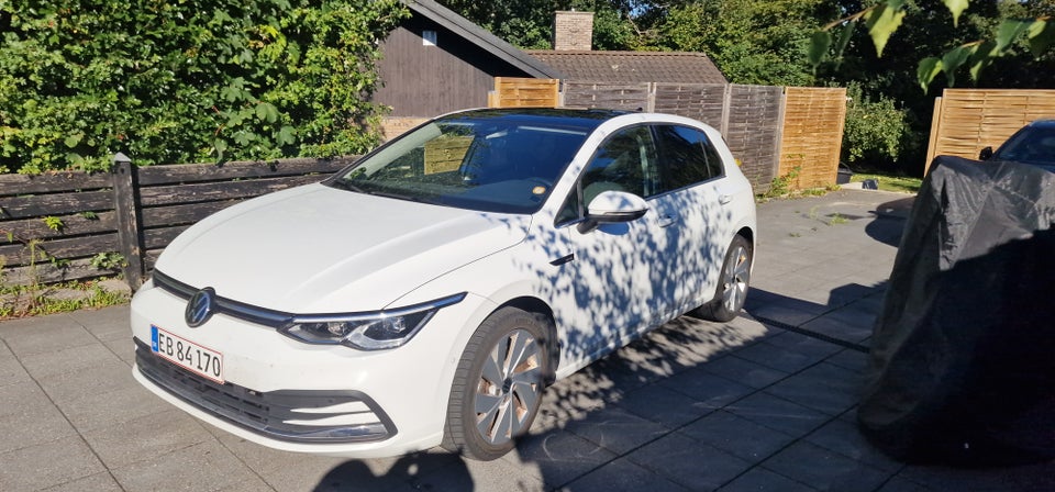 VW Golf VIII 1,5 eTSi 150 Style DSG 5d