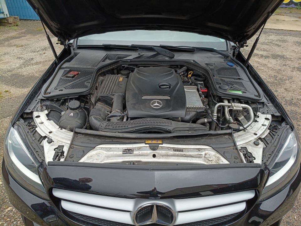 Mercedes C200 2,0 4d