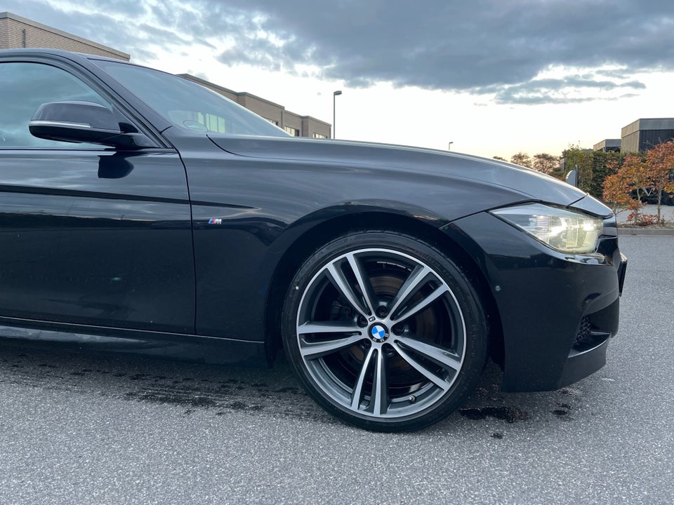 BMW 330d 3,0 Touring M-Sport aut. 5d