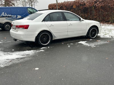 Hyundai Sonata 2,0 CRDi GL 4d