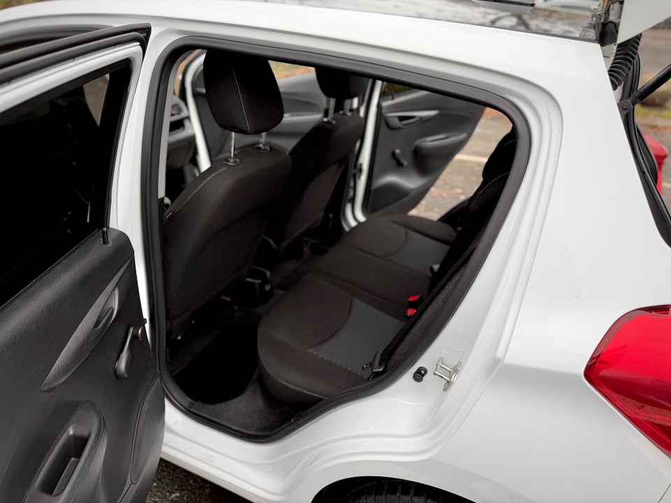 Opel Karl 1,0 Enjoy 5d