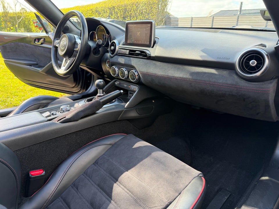 Mazda MX-5 2,0 SkyActiv-G 160 RF Sport 2d
