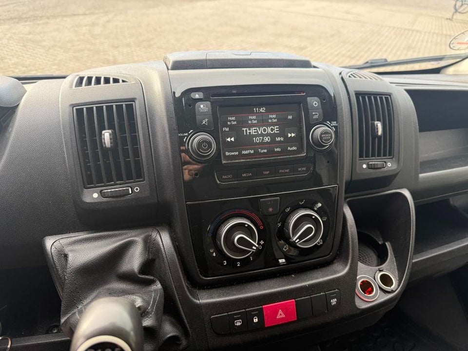 Fiat Ducato 35 2,3 MJT 180 Alukasse m/lift L3