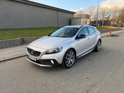 Volvo V40 CC 2,5 T5 254 Summum aut. AWD 5d