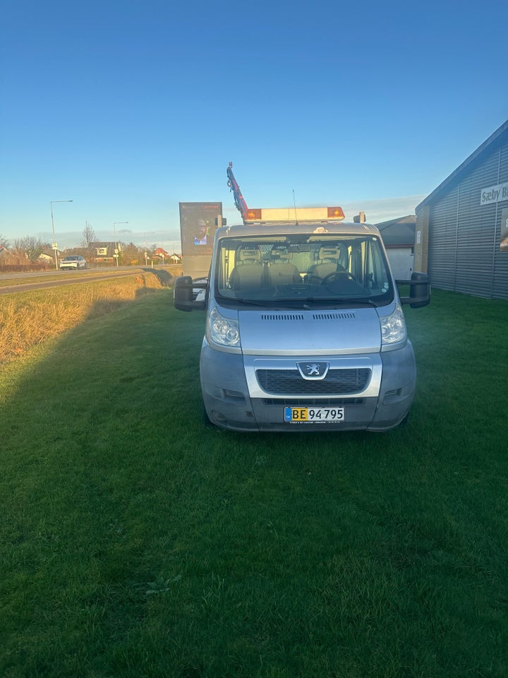 Peugeot Boxer 335 2,2 HDi 120 Kassevogn L2H2 5d