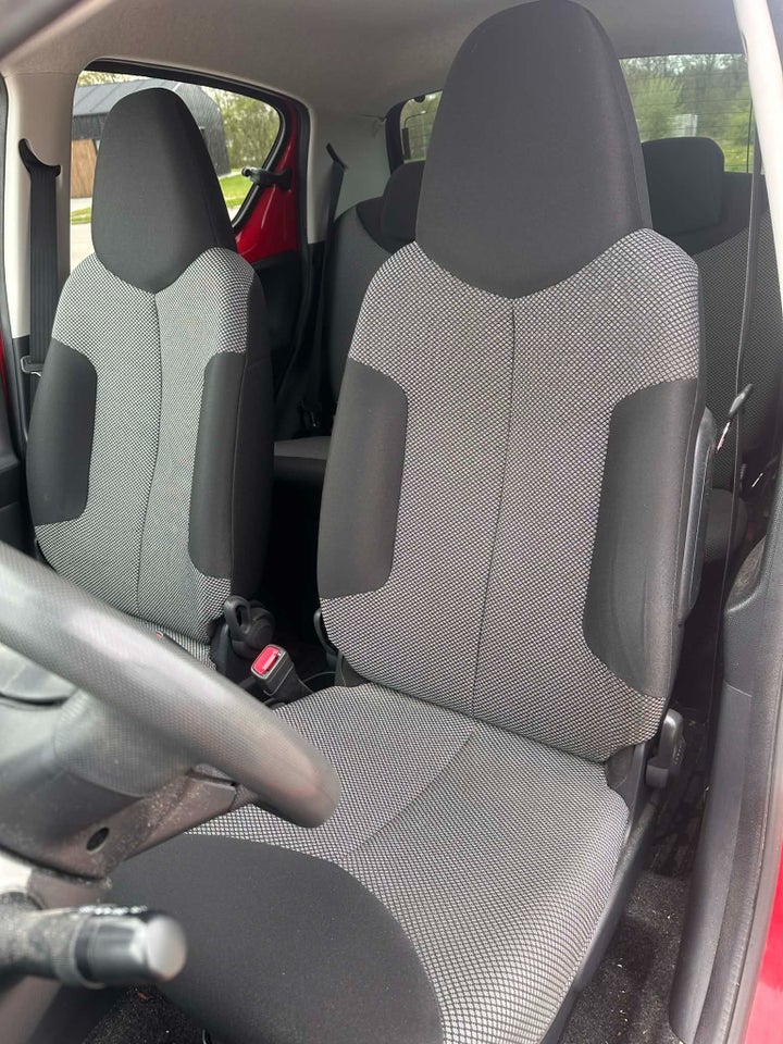 Toyota Aygo 1,0 VVT-i T2 5d