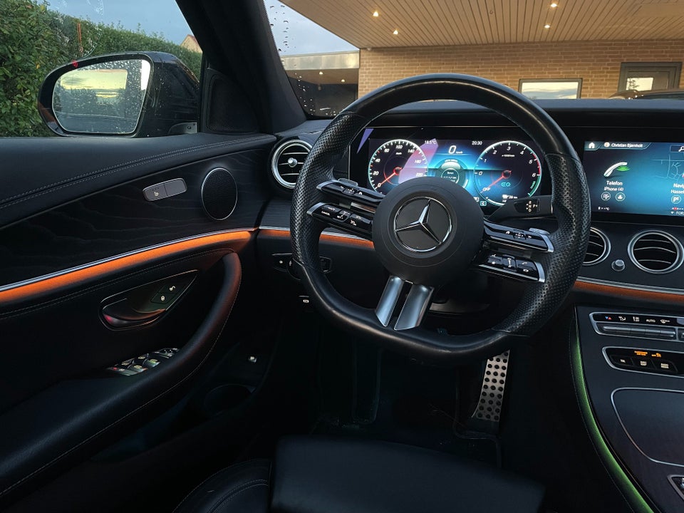 Mercedes E300 de 2,0 AMG Line stc. aut. 5d
