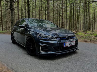 VW Golf VII 1,4 GTE DSG 5d