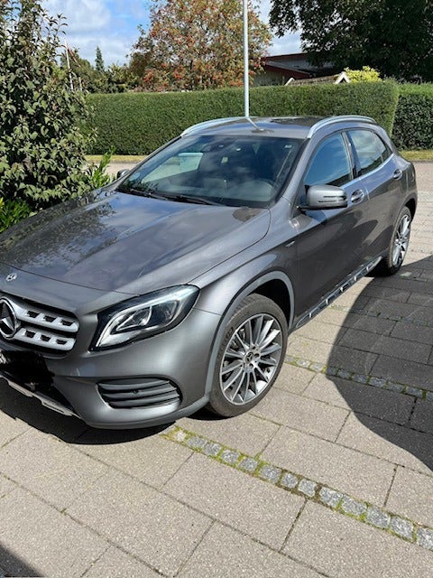 Mercedes GLA200 1,6 AMG Line aut. 5d