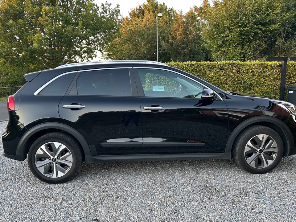 Kia e-Niro 64 Advance 5d