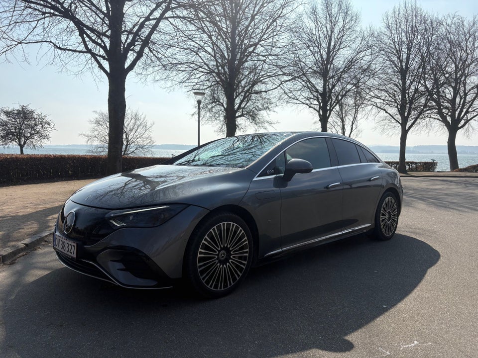 Mercedes EQE350 AMG Line 4d