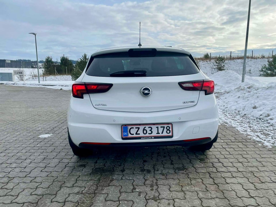 Opel Astra 1,0 T 105 Impress 5d