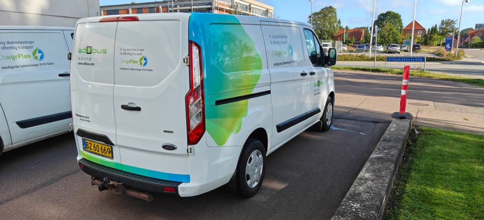 Ford Transit Custom 300 L1 2,0 TDCi 130 Trend