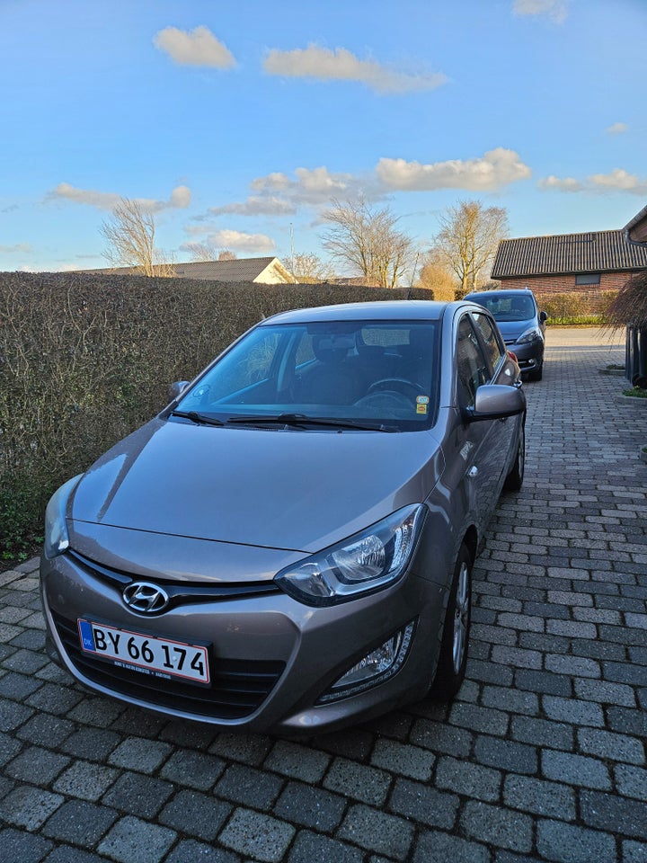 Hyundai i20 1,25 Classic XTR 5d