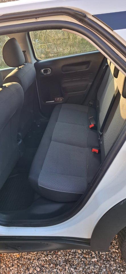 Citroën C4 Cactus 1,6 BlueHDi 100 Cool Comfort 5d