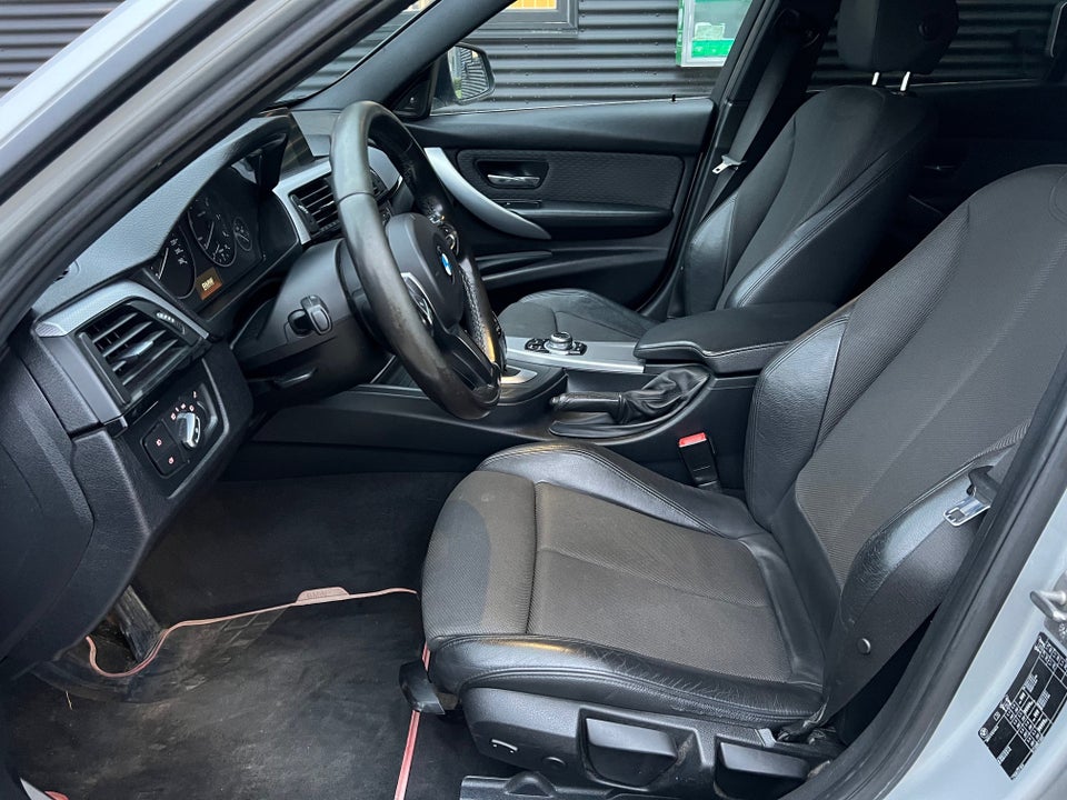 BMW 330d 3,0 Touring aut. Van 5d