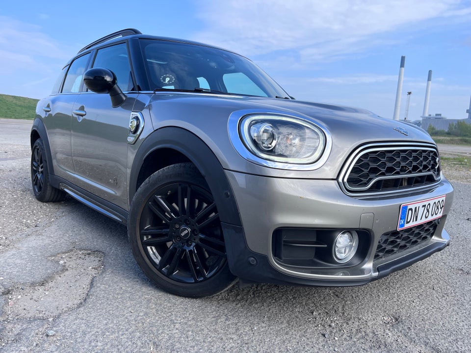 MINI Countryman Cooper SE 1,5 Essential Edition aut. ALL4 5d