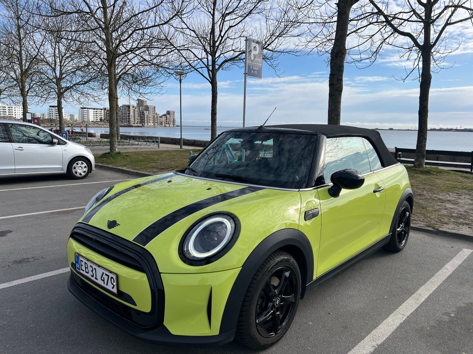 MINI Cooper 1,5 Essential Cabriolet aut. 2d