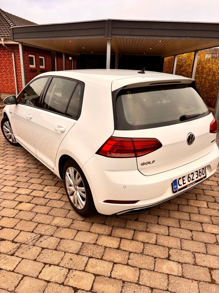 VW Golf VII 1,5 TSi 130 Comfortline DSG 5d
