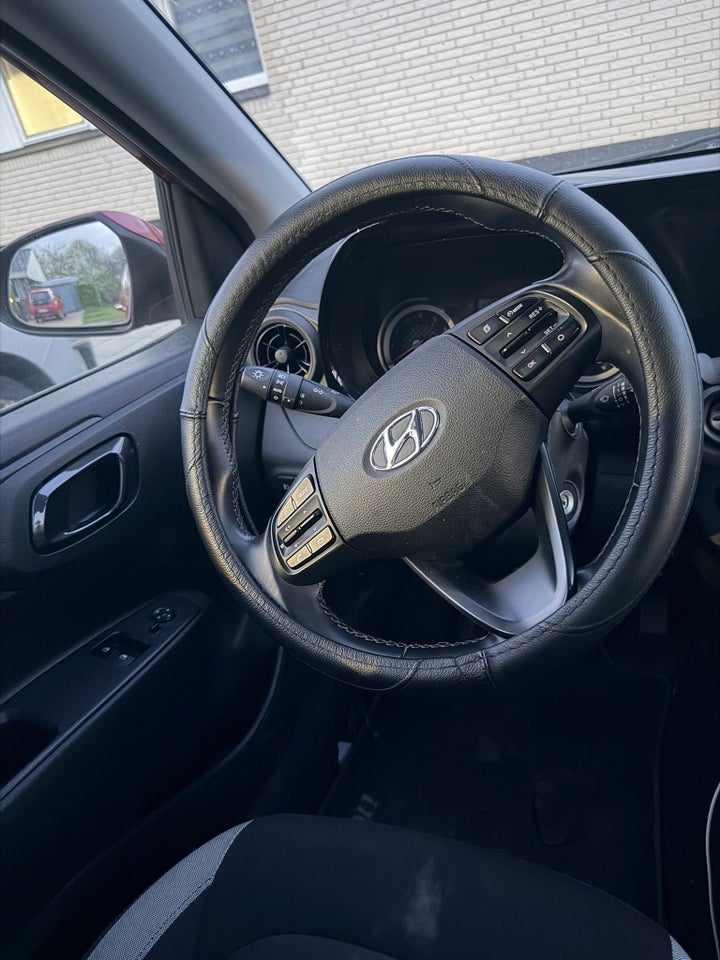 Hyundai i10 1,0 MPi Essential 5d