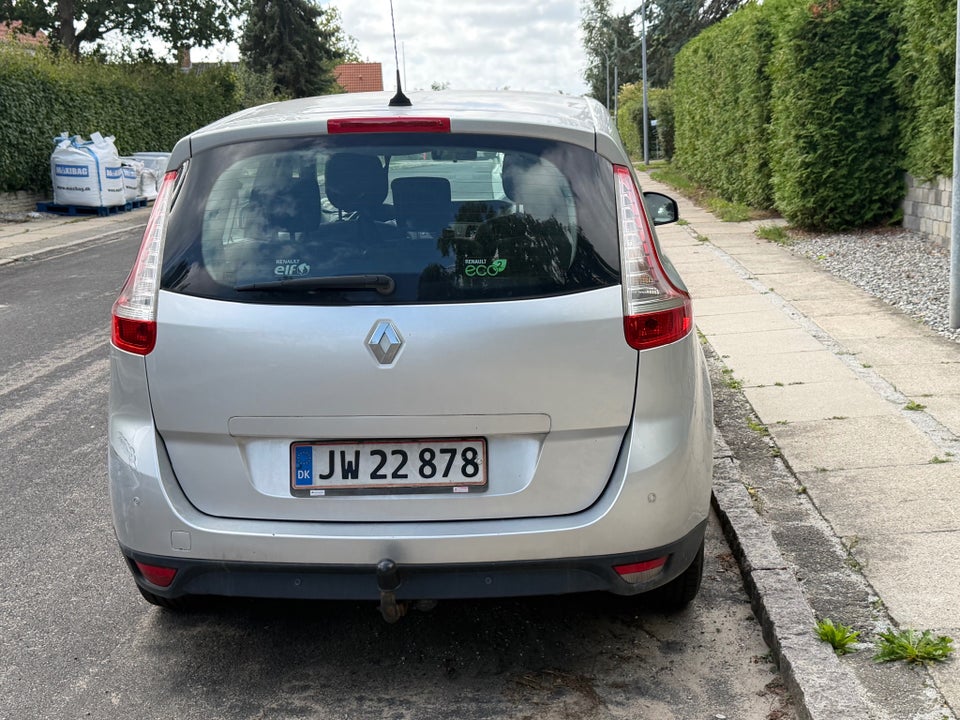 Renault Grand Scenic III 1,6 dCi 130 Dynamique 7prs 5d