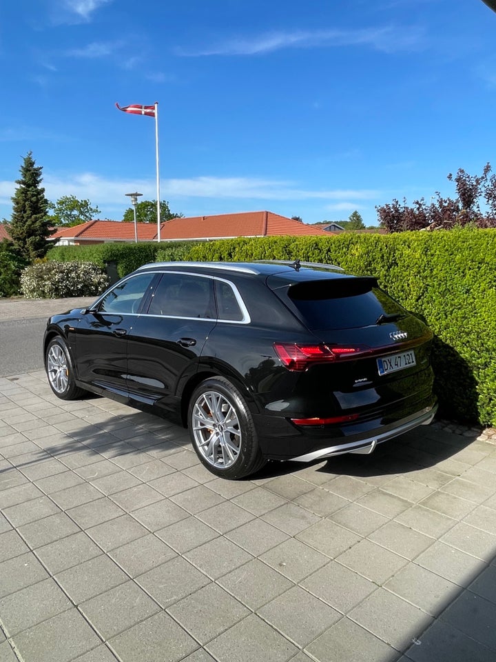 Audi e-tron 50 S-line quattro 5d