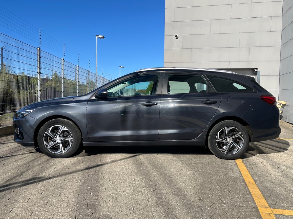 Hyundai i30 1,0 T-GDi Essential stc. 5d