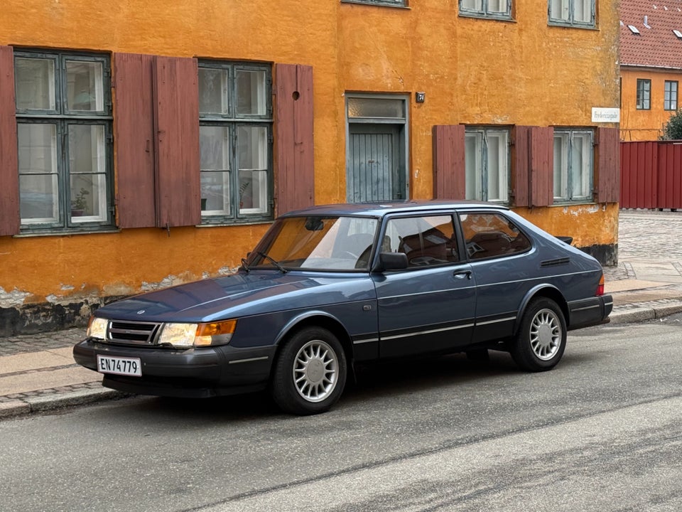 Saab 900 2,0 S Turbo 3d